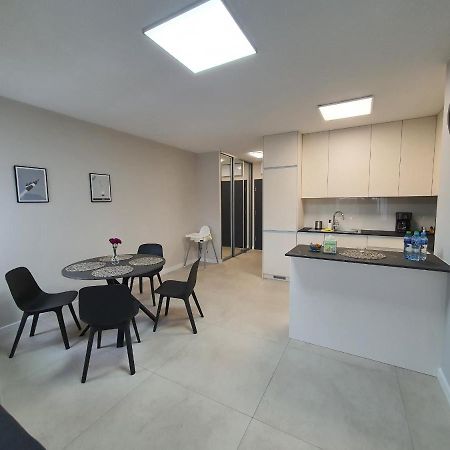 Apartament De Lux Apart 45 Grabiszynska Wrocław Exterior foto