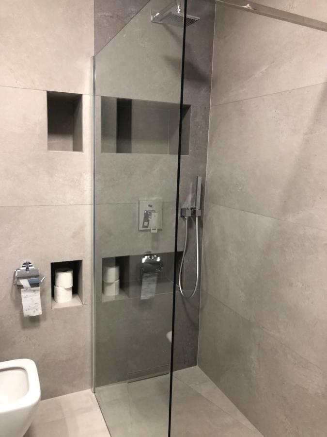 Apartament De Lux Apart 45 Grabiszynska Wrocław Exterior foto